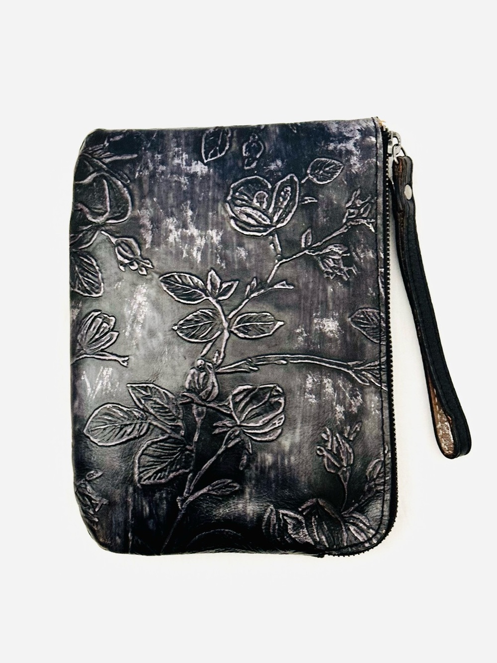 Patricia Nash Cassini Embossed Wristlet in Distressed Black Leather w/ Silver - Picture 6 of 11